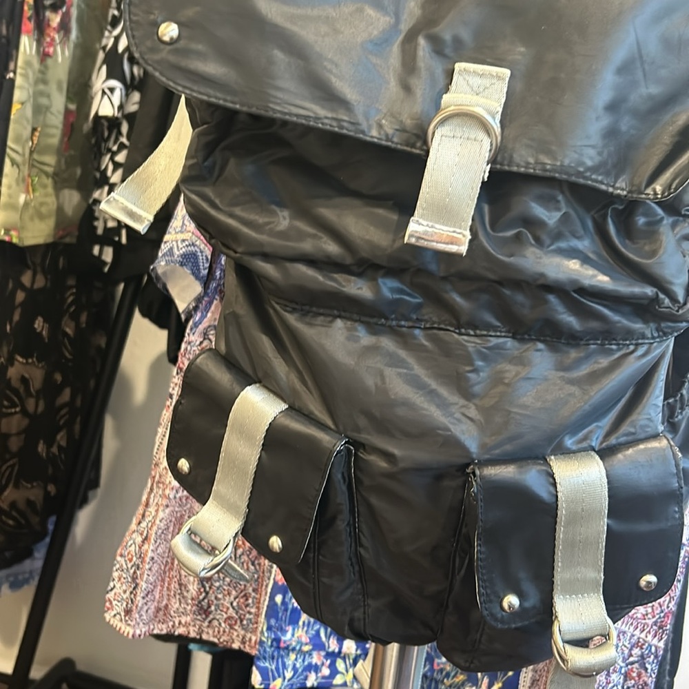 Long Knapsack great for travel! Black/silver excellent condition!